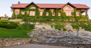 Stunning modern luxury mountain view estate with panoramic natural landscape