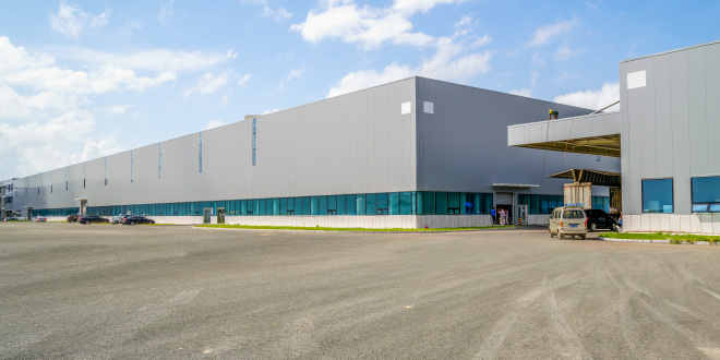 A collage or split image showcasing different types of warehouses for rent, including distribution centers, flex space, and cold storage, highlighting their diverse uses.